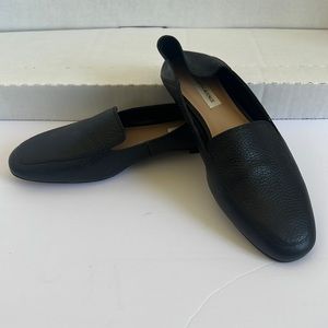 Saks Fifth Avenue women’s black leather flats